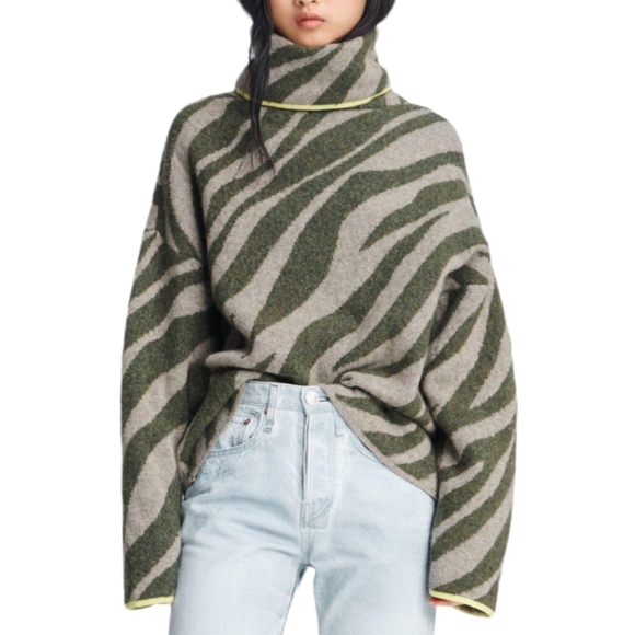 Zebra Sweater In Army Light Army 